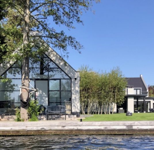 Villa aan de Rijn | Bouwkundig + Interieur + Tuin ontwerp