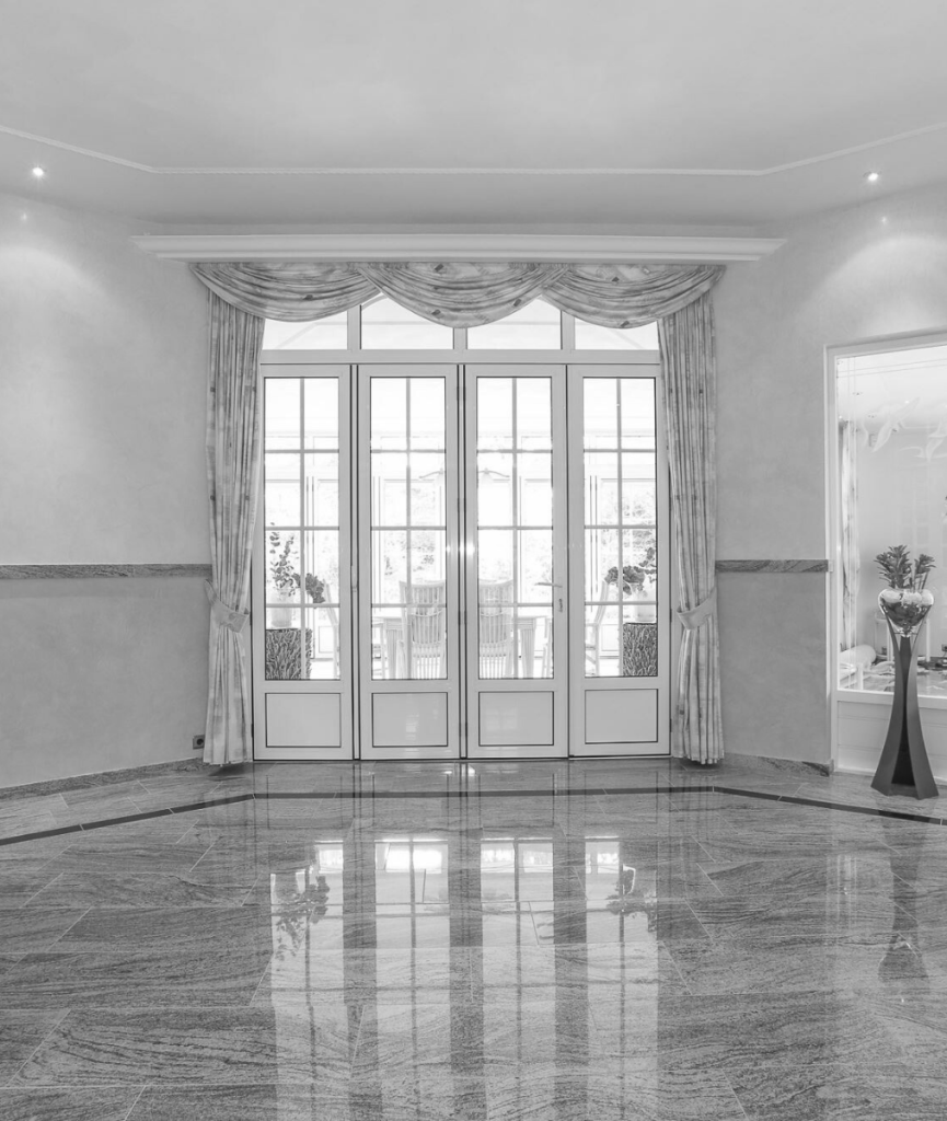 Hal entree bestaande voor verbouwing